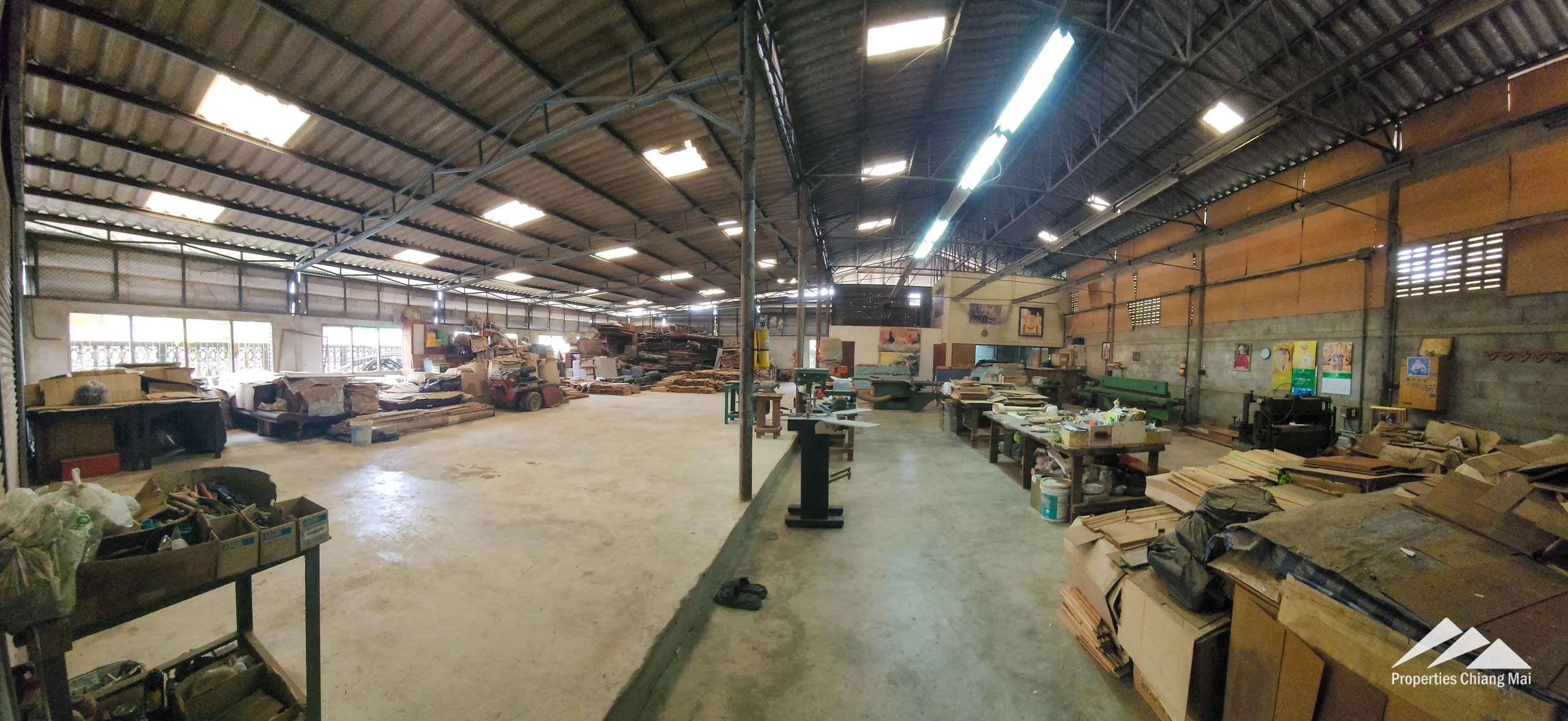 Warehouse For Sale-Off The Super Highway In Chiang Mai - PC-MCM011