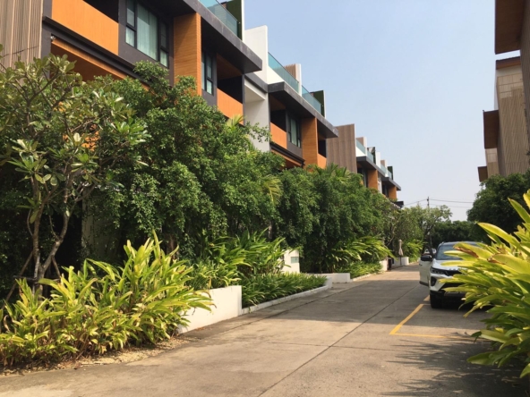 Resort Style Pool Suite Condo for Sale Chiang Mai | Mae Hia 2.39M Baht-CMP-253