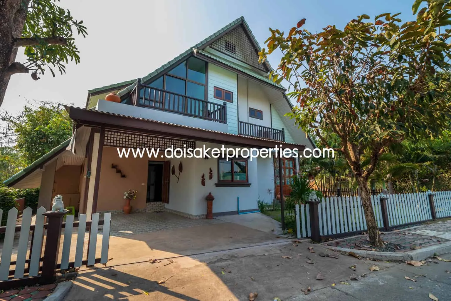 Doi Saket-DSP-(HS289-02) Great Home with Cool Design for Sale in Doi Saket