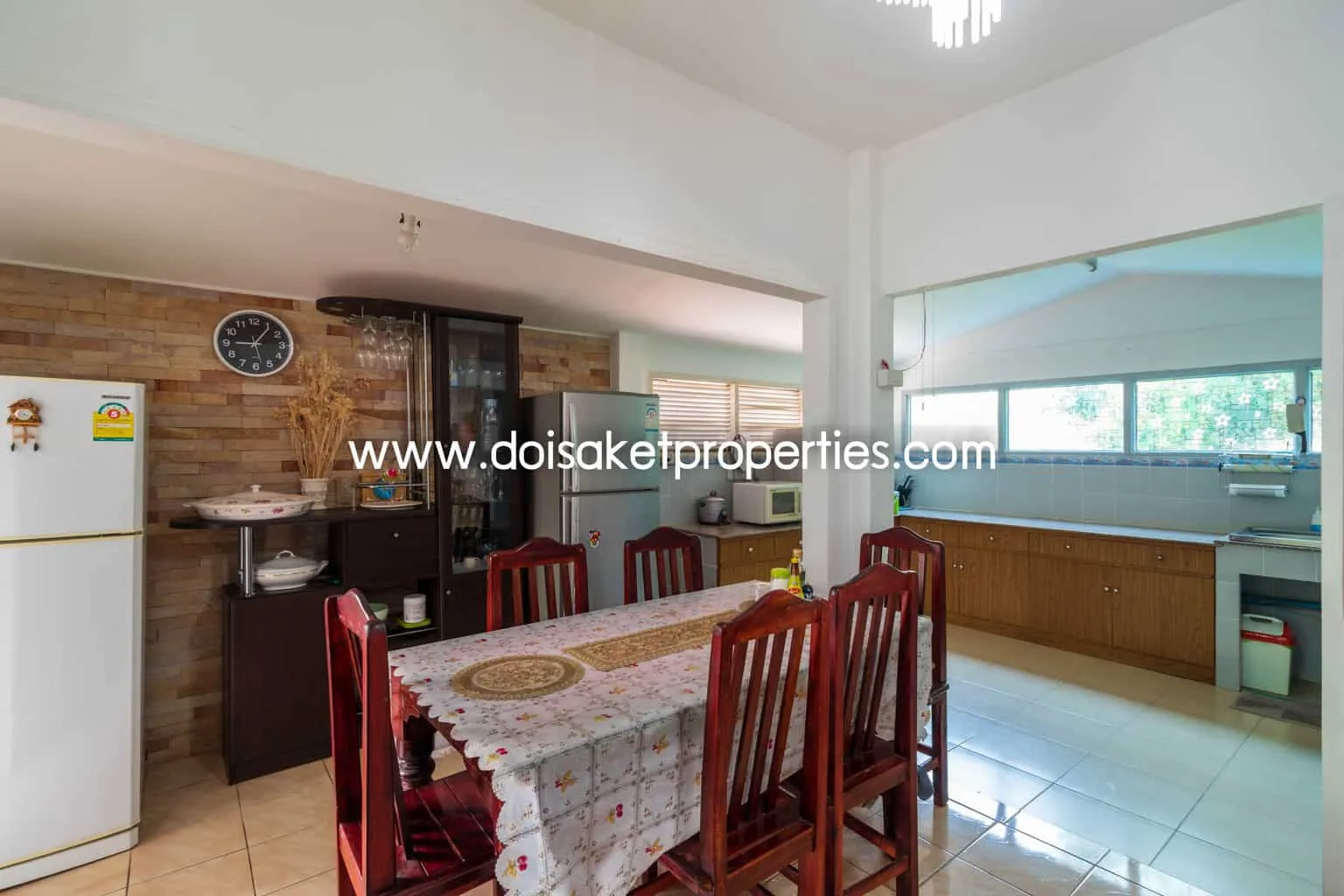 Doi Saket-DSP-(HS291-03) One-of-a-Kind 2-Storey Family Home for Sale in a Moo Ban in Doi Saket