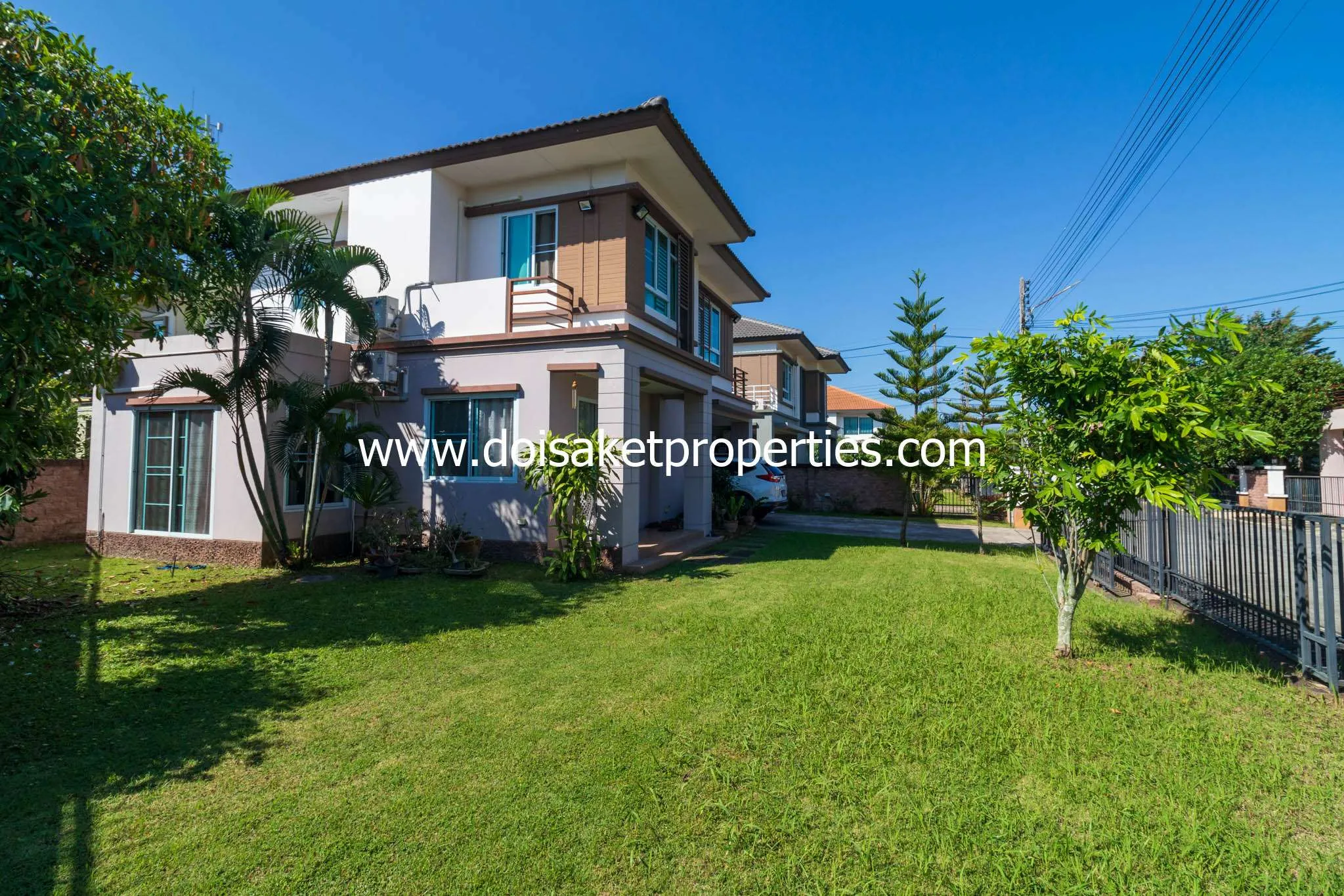 Doi Saket-DSP-(HS300-03) Nice 3-Bedroom Family House for Sale Convenient to City