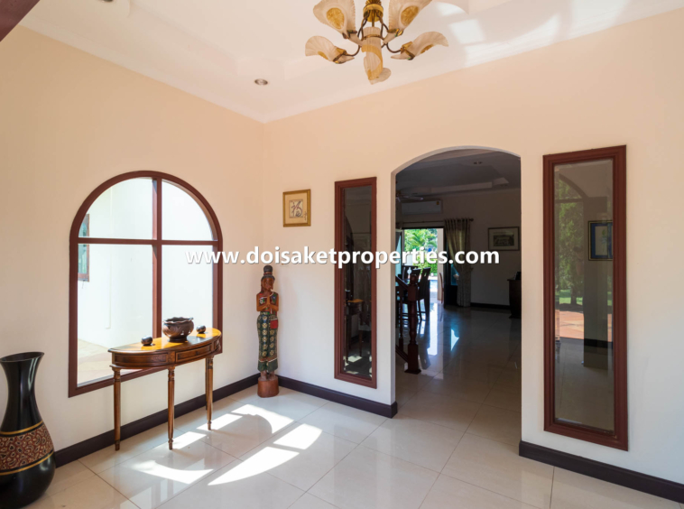 Doi Saket-DSP-(HS332-04) Outstanding 4-Bedroom Family Home with Swimming Pool for Sale in Luang Nuea