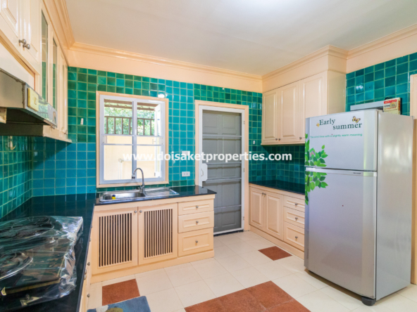 Doi Saket-DSP-(HS358-03) Nice 3-Bedroom Family Home for Sale in San Pu Loei