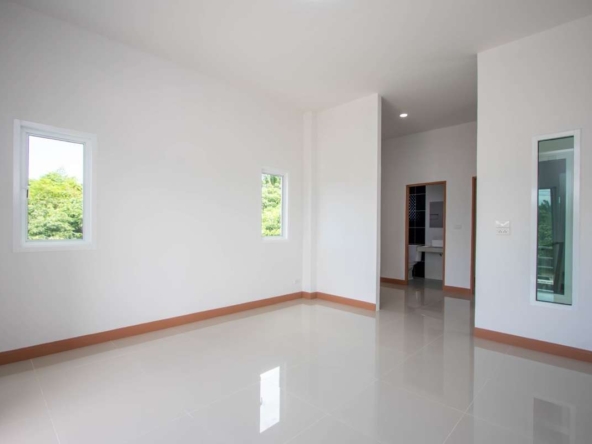 Unfurnished 3-Bedroom House for Sale in San Sai – Close to Maejo University-PH-SAN425