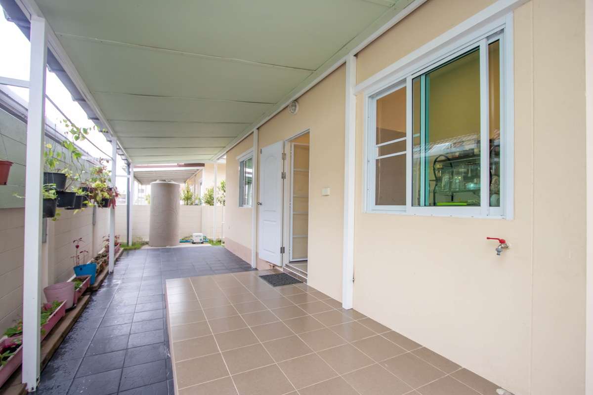 Immaculate 2 Bedroom House For Sale-PH-SARA207