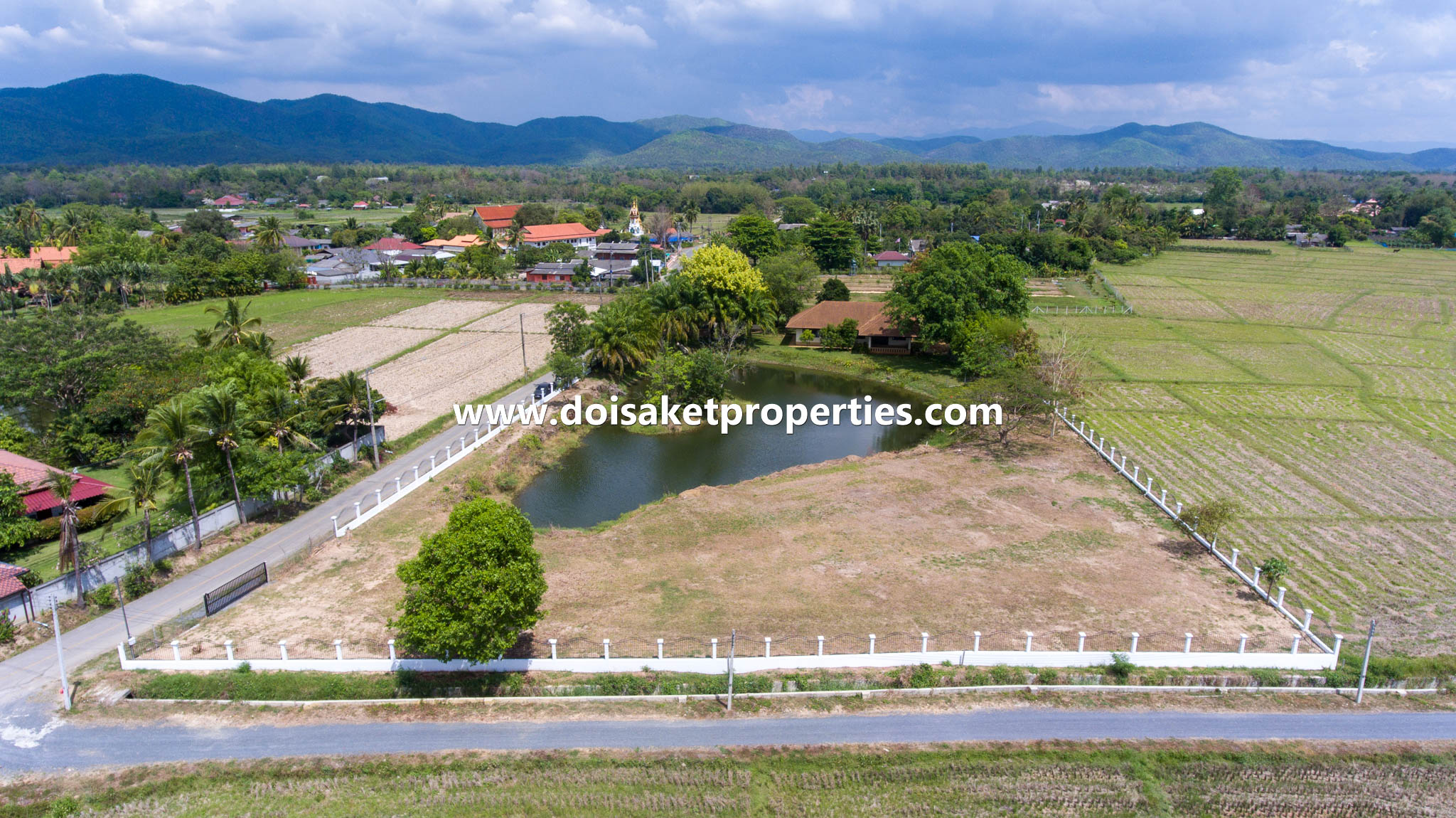 Doi Saket-DSP-(LS363-02) Almost 3 Rai of Ready-to-Build Land with Incredible Views for Sale in a Great Location in Luang Nuea