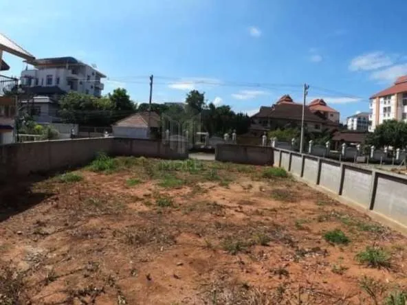 Property ID192LS Land for sale in Santitham Changpuek 98 sq.wa near Maya mall-MR-192LS