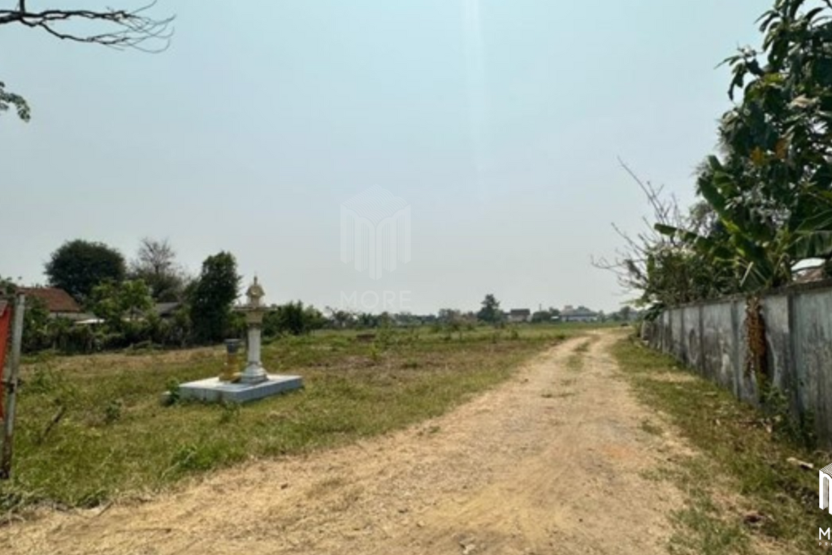 8 – 1 - 44 Rai near San Kamphaeng School-MR-182LS