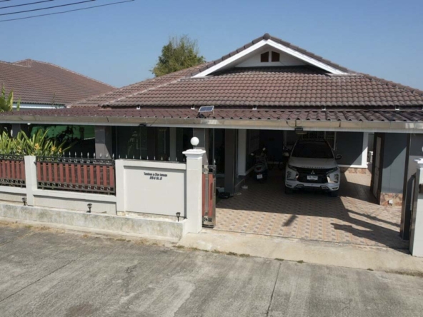 3 Bedroom House-SS-MT15352