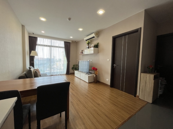 Sale at Stylish Condo-SS-STYL15627