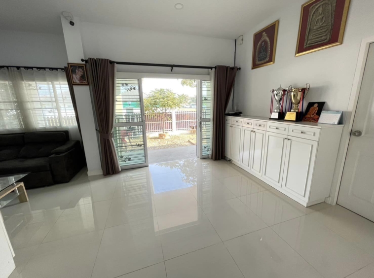 House for Sale in San Kamphaeng