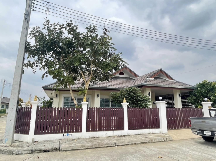 House for Sale in San Kamphaeng