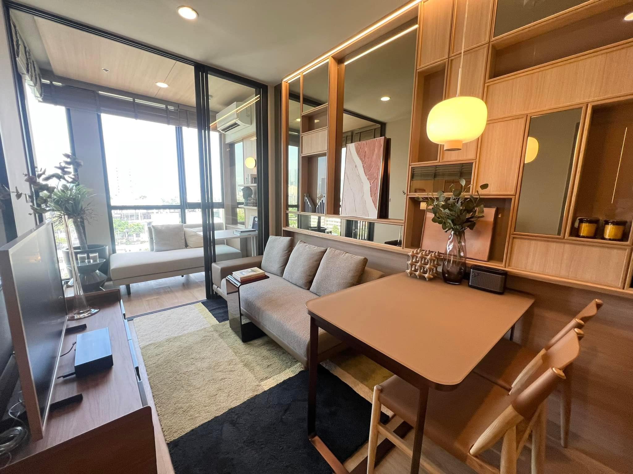 Condo for Sale at The Issara Sathorn-SS-ISSA11059