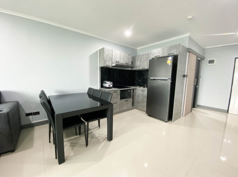 Modern Chic Living at the Heart of Chiang Mai – 1-Bed Condo Gem for Sale and Rent!-IRE-IRECR005