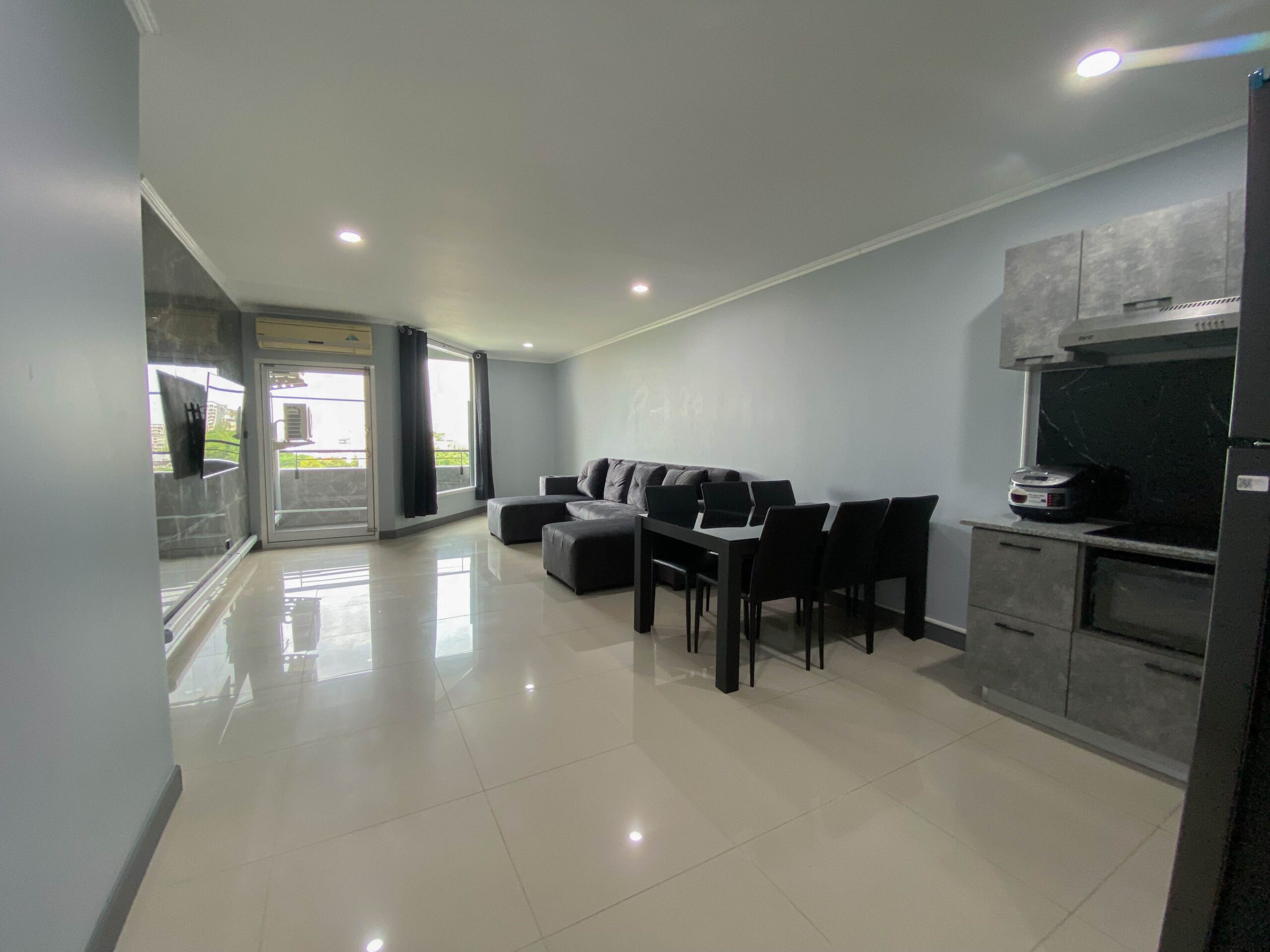 Modern Chic Living at the Heart of Chiang Mai – 1-Bed Condo Gem for Sale and Rent!-IRE-IRECR005