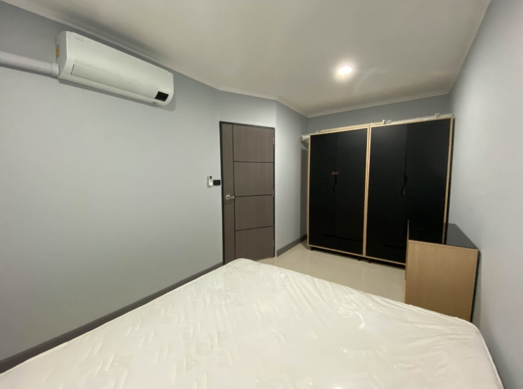 Modern Chic Living at the Heart of Chiang Mai – 1-Bed Condo Gem for Sale and Rent!-IRE-IRECR005