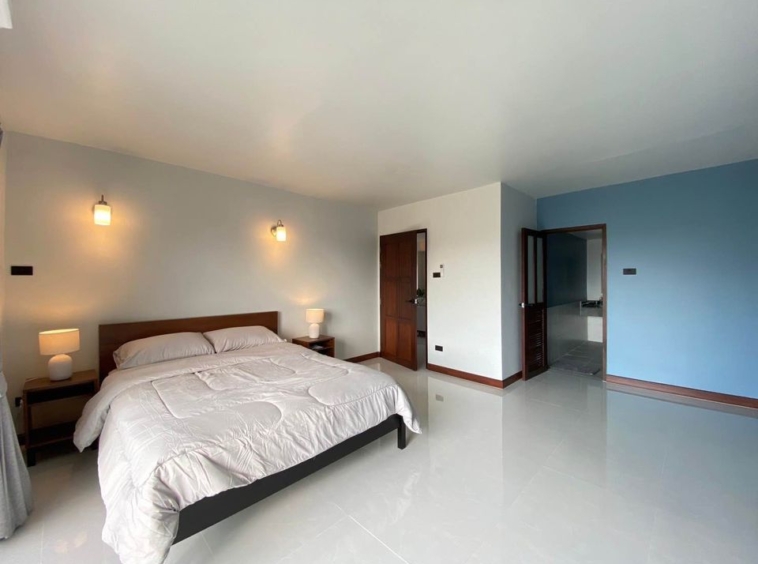 Tastefully Designed 2 Bedroom Condominium For Sale Near The New US Consulate Chiang Mai-IRE-IRECS058