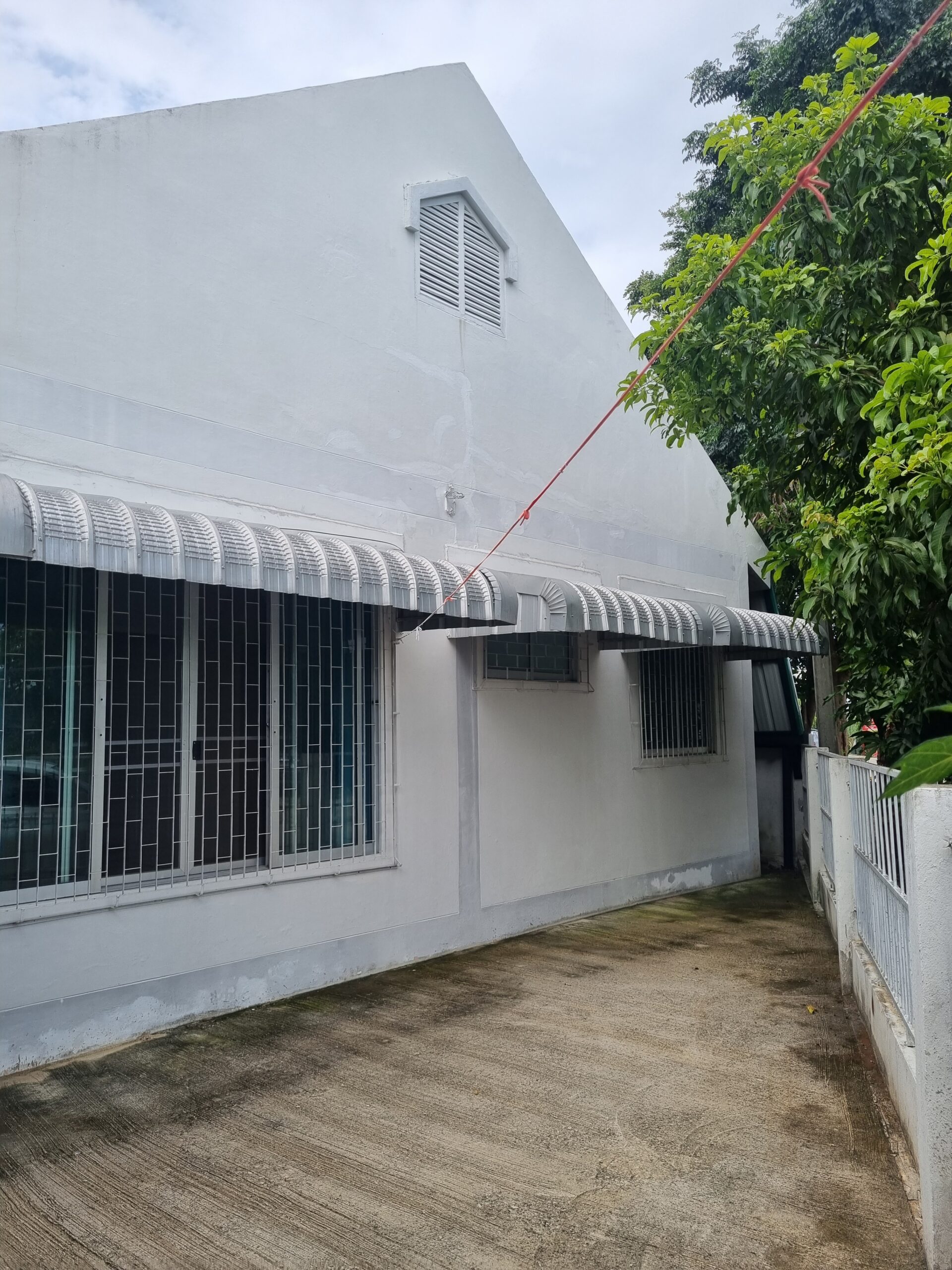 3 Bedroom 1 Bathroom San Phak Wan House-IRE-IREHS002