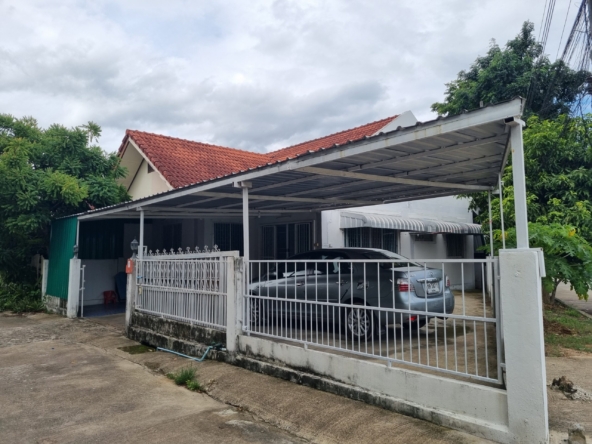 3 Bedroom 1 Bathroom San Phak Wan House-IRE-IREHS002