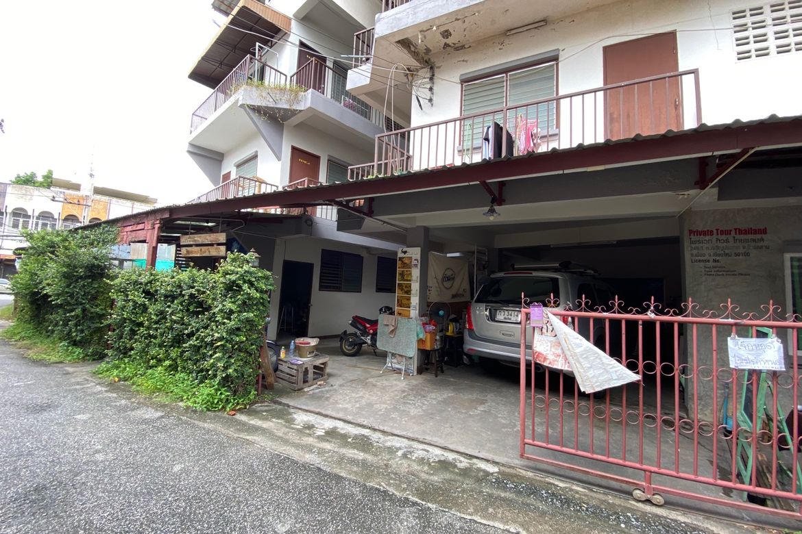 18 keys Apartment for sale on Chang Klan Road