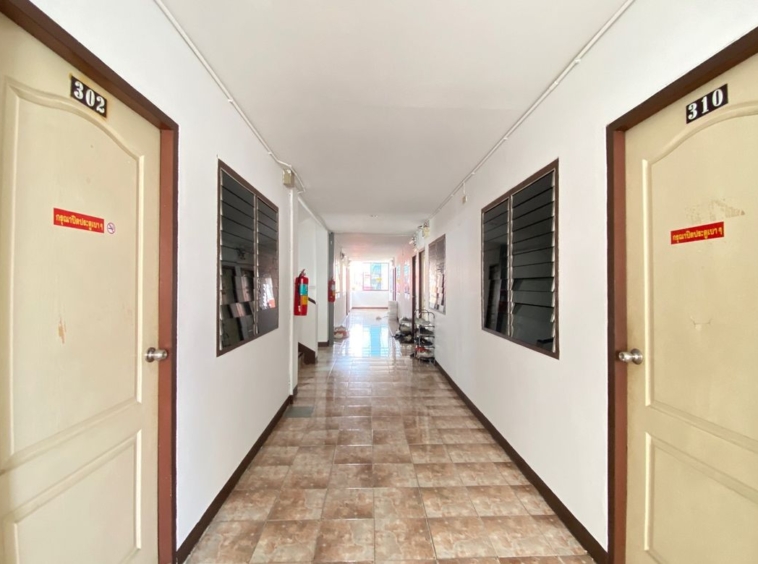 36 rooms apartment for sale in Chang Phuak