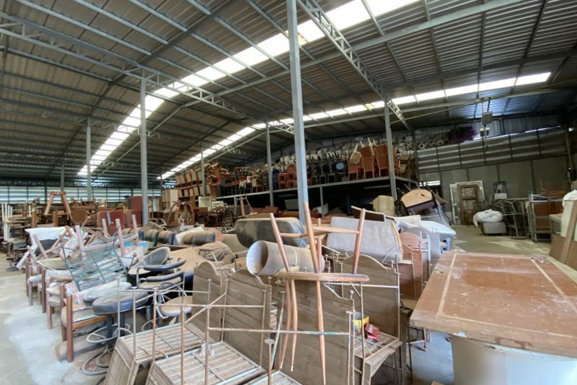 A warehouse for sale in Doi Saket