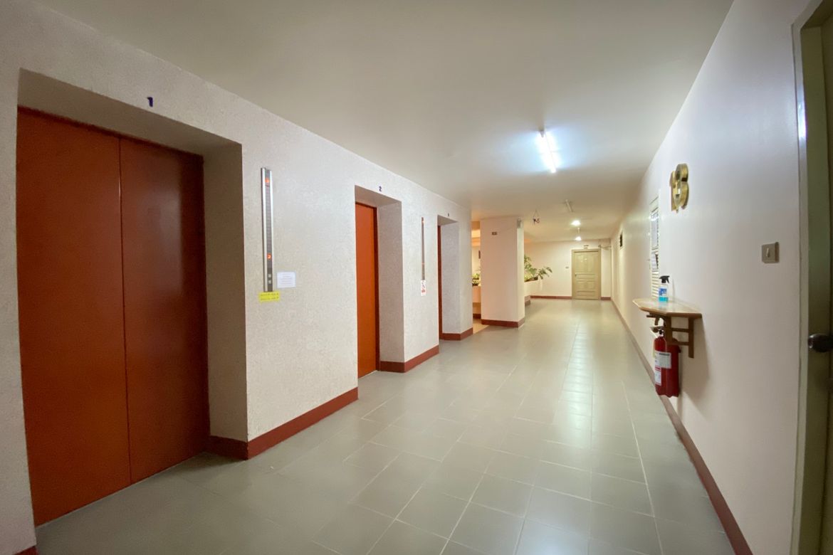 2 bed unit on the corner unit for sale in Muang Chiang Mai-P-PCS864