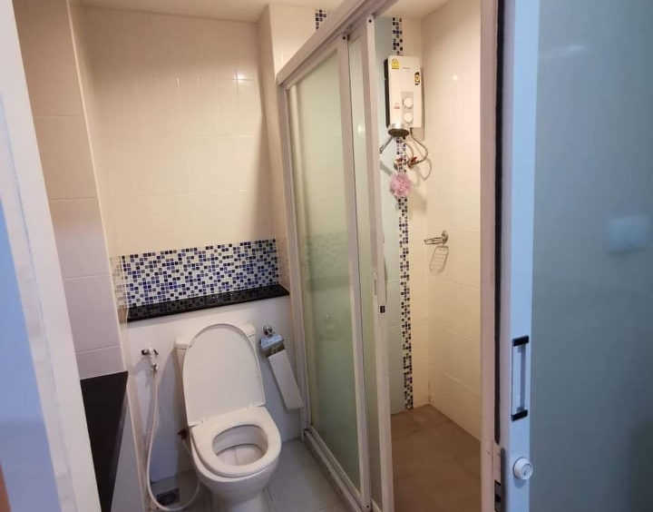 1 bathroom