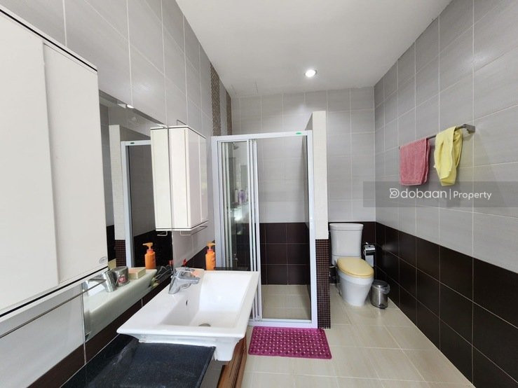 2-bathroom condo ready for immediate occupancy in the downtown area of Chiang Mai