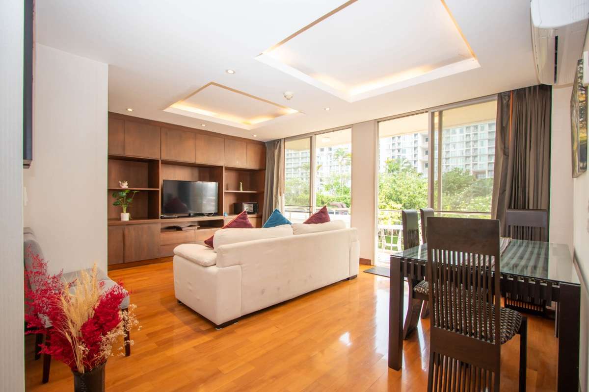 1-Bedroom Condo Available for Sale: Twin Peaks Condo Welcomes Your Small Dog!-PH-TPEAKS042