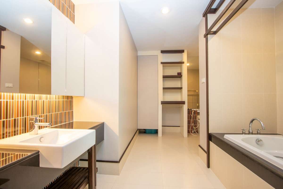 Exquisite One-Bedroom Apartment in Nimman Area at The Unique-PH-UNQ040