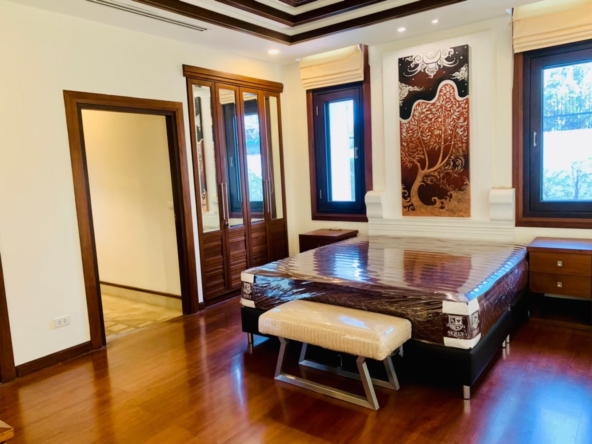 8429 - Exquisite 6-Bedroom Lanna-Style Retreat in Chiang Mai-EH-8429