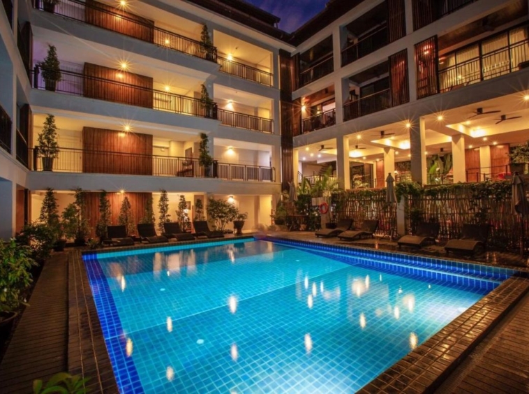 Hotel with pool for sale in Muang Chiang Mai-P-PCCS641