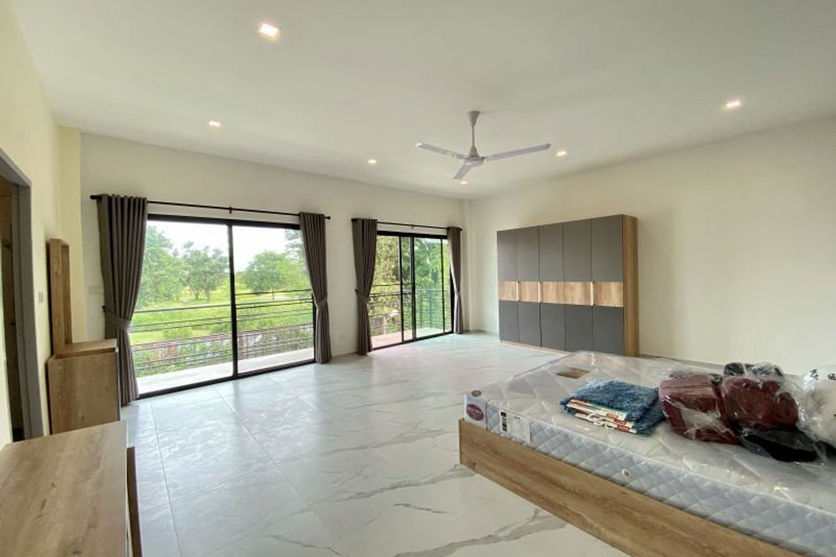 A brand new 4 bed house with pool for rent in Hang Dong-P-PHR607