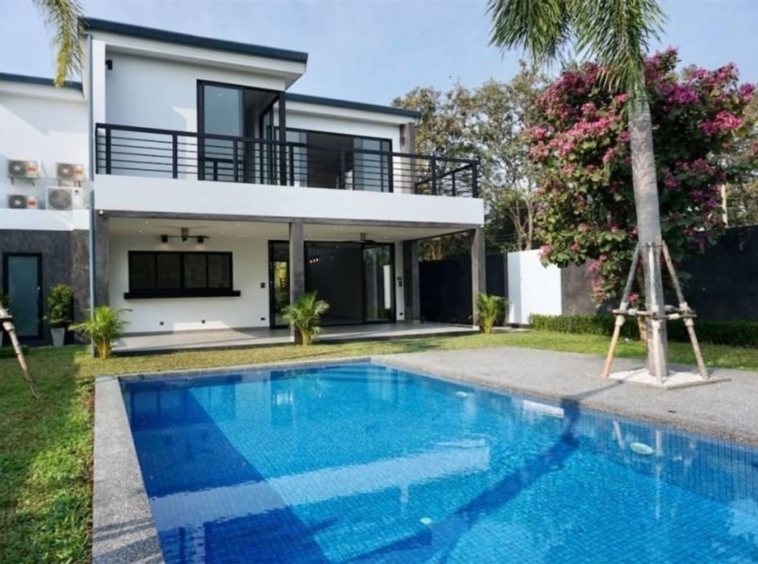 Modern house with a private pool for sale in Hang Dong