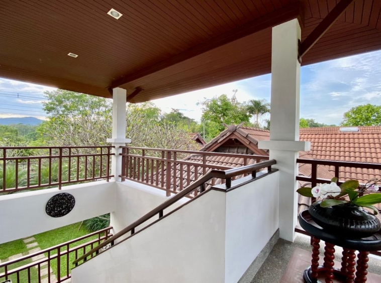 Colonial House by the Golf Course for sale in Mae On