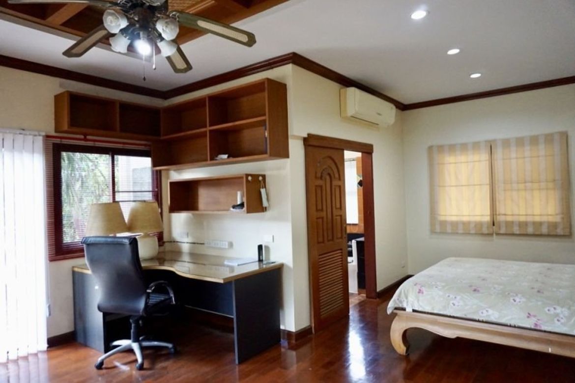 5 Bed house for sale in Muang Chiang Mai-P-PHS440