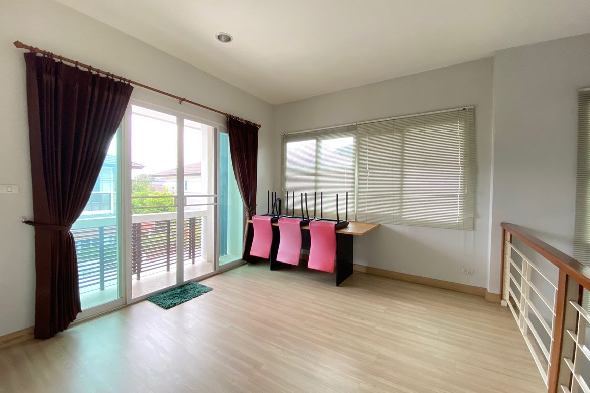 3 bed house for sale in San Sai