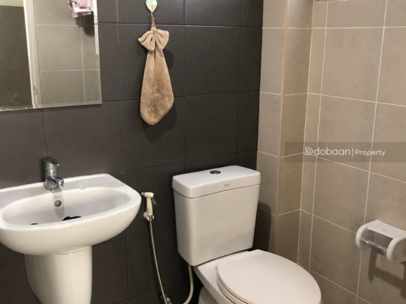 2 bathrooms.-DB-SHHCMIHD16