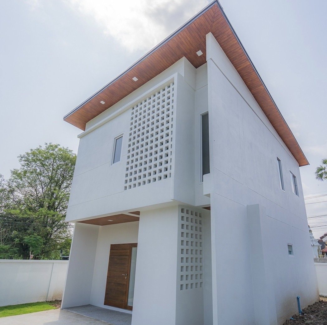 2-story detached house