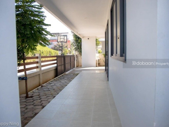 2-story detached house with 3 bedrooms and 2 bathrooms in a development near Chiang Mai Airport.-DB-SHHCMICM79