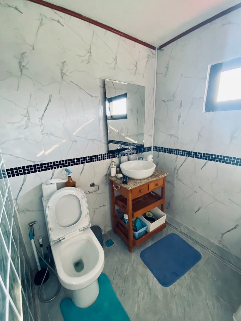 4 bathrooms in the Tha Sala zone.-DB-SHHCMICM19