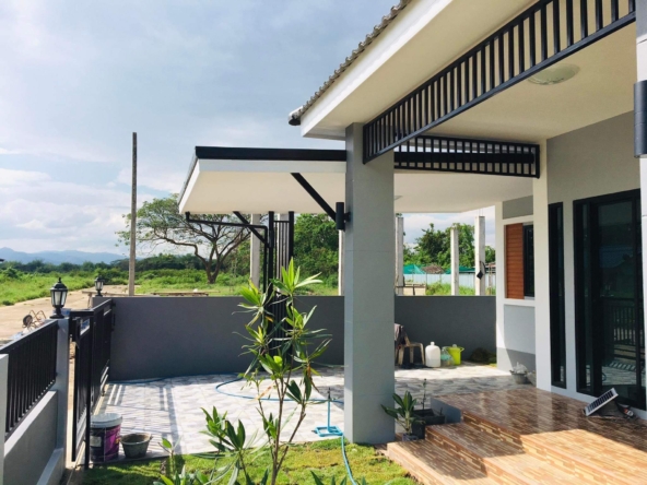 contemporary style house with 3 bedrooms and 2 bathrooms in the San Pa Tong zone.-DB-NSHCMIST01