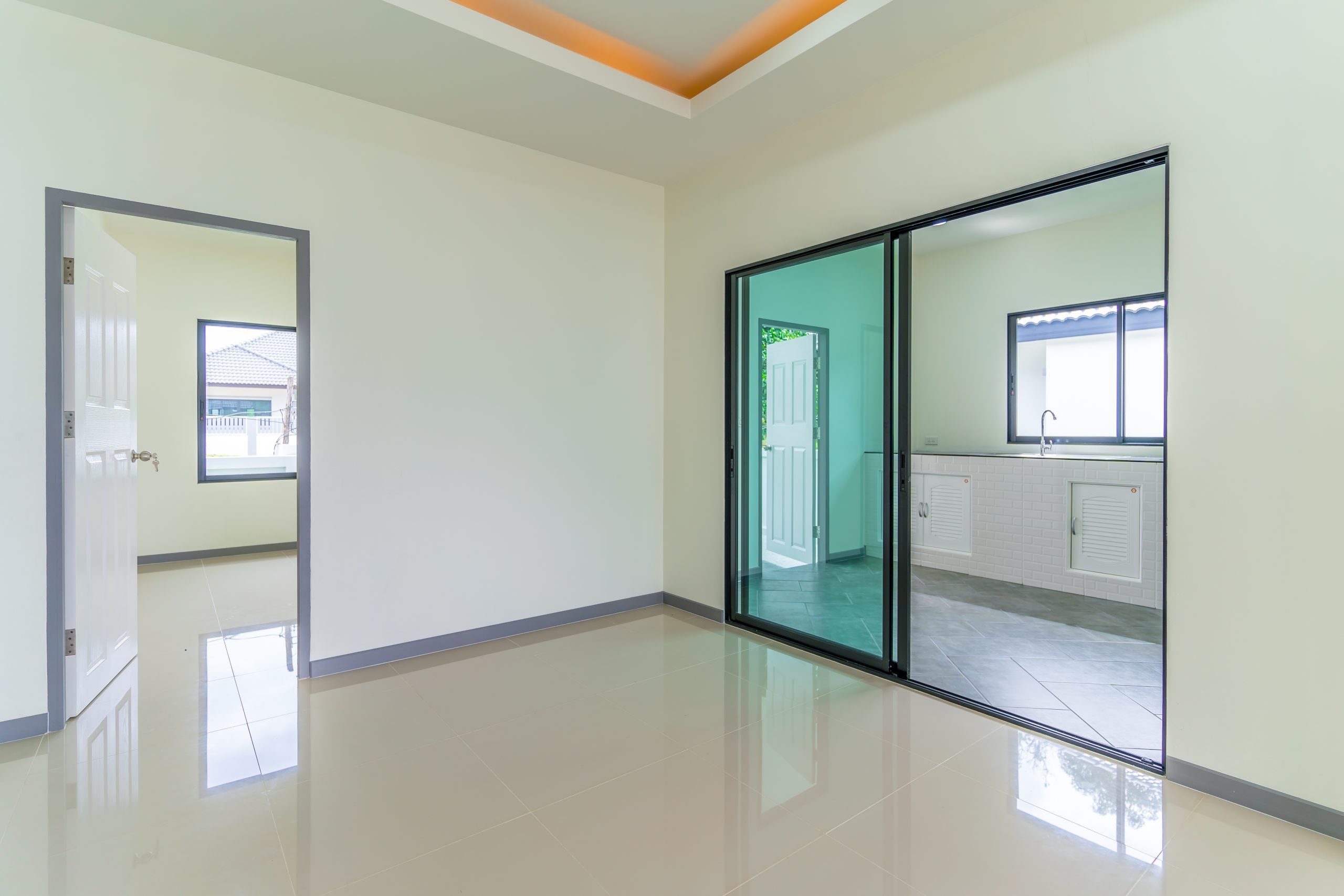 contemporary style house with 3 bedrooms and 2 bathrooms in the San Sai zone