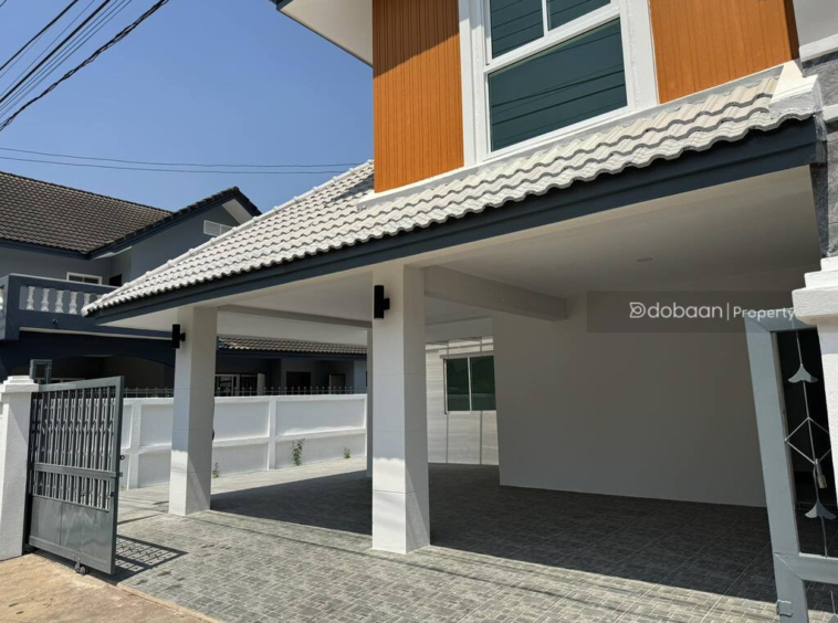 A two-story single house with 4 bedrooms and 3 bathrooms located in the suburban area near Central Festival Chiang Mai.-DB-SHHCMISS82