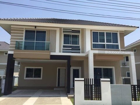 A two-story detached house with 3 bedrooms and 3 bathrooms in the San Sai zone