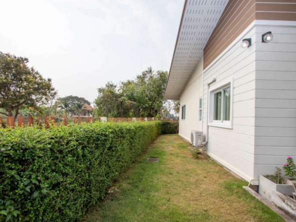 Tranquil Fully Furnished House for Sale in Talat Kwan