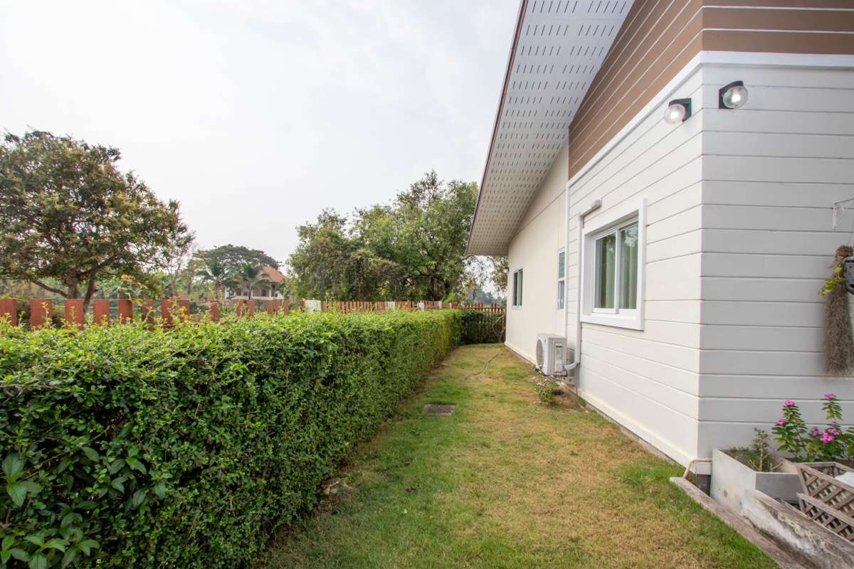 Tranquil Fully Furnished House for Sale in Talat Kwan