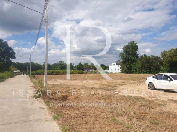 Plots of Land for Sale in Nam Prae Hang Dong Nearby Mae Hia Market-IRE-IRELS005