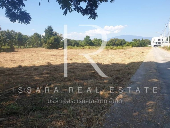 Plots of Land for Sale in Nam Prae Hang Dong Nearby Mae Hia Market-IRE-IRELS005